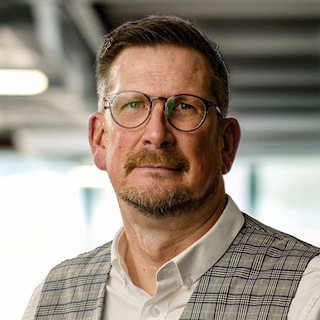 Contact Person Portrait Ole Ukena